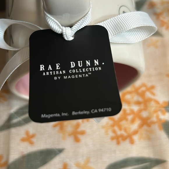 “Wizard of Oz” 85th Anniversary “Glinda the good witch “ mug - Picture 6 of 6